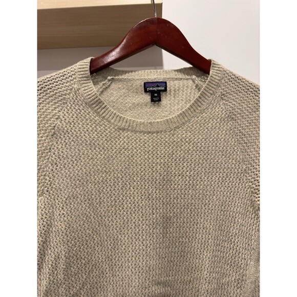 Patagonia Womens XS Recycled Cashmere Sweater Beige Baselayer Knit Crewneck - Picture 3 of 8
